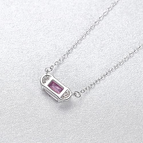 Collier rose discret pour sublimer un décolleté sans irritation