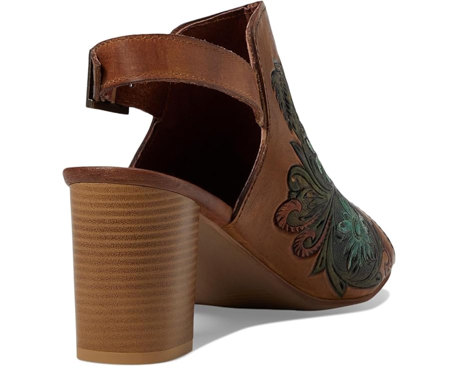 Roper Mika - Back View