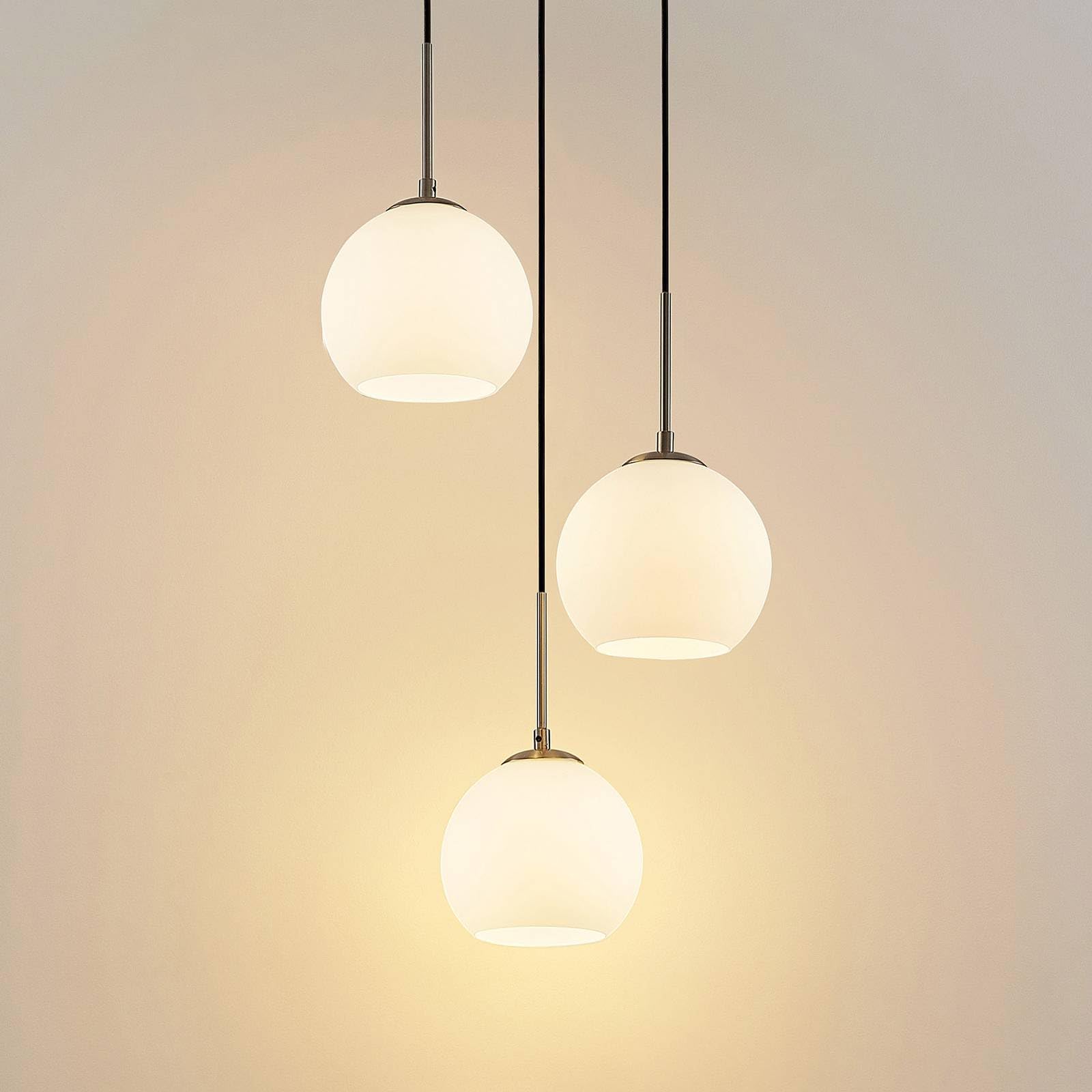 Lindby Pendelleuchte Jurian (Modern) in Weiß aus Glas (3 flammig, E27) - Deckenlampe Esstischlampe Hängelampe Hängeleuchte Wohnzimmerleuchte