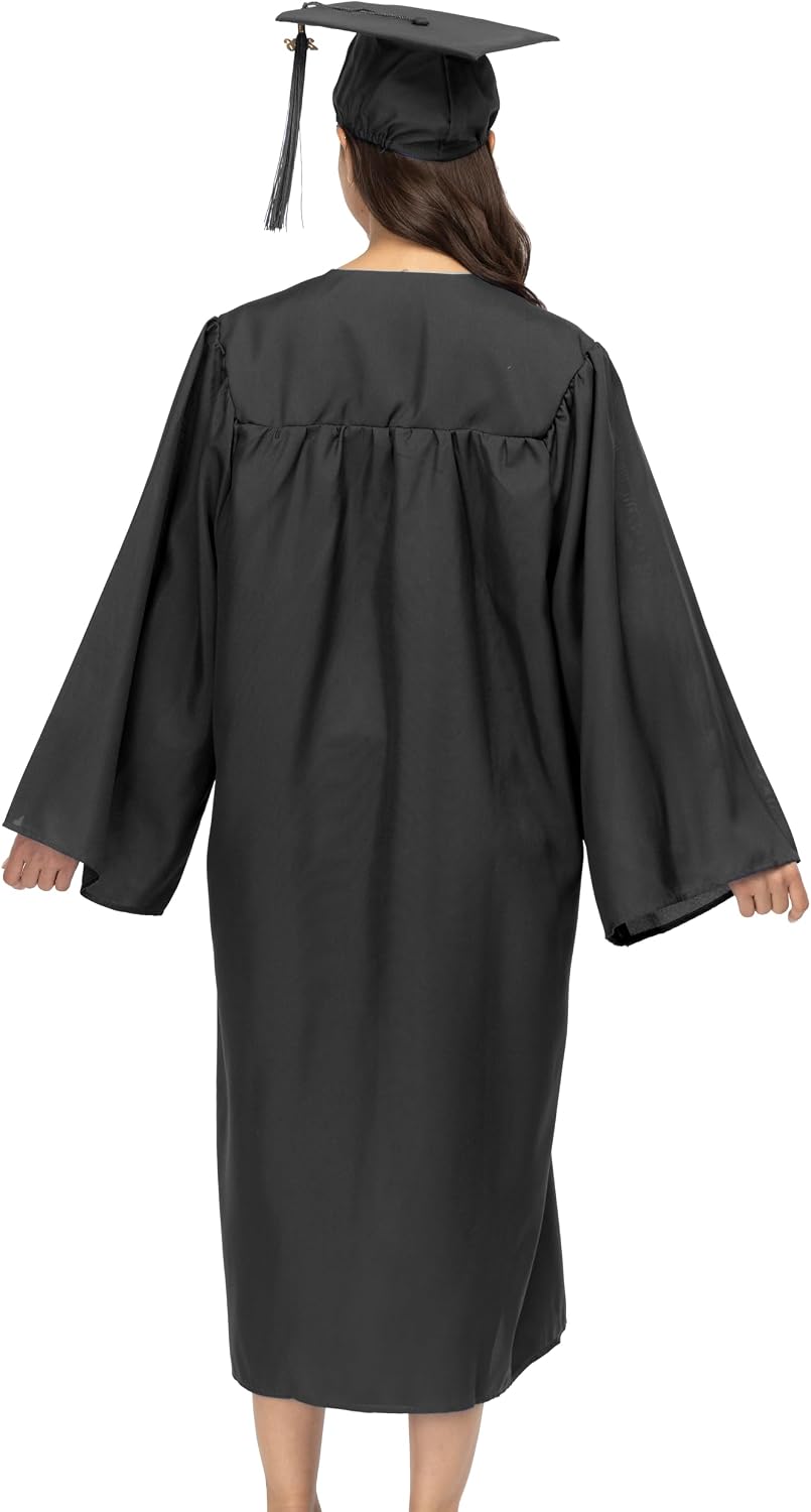 Unisex Matte Graduation Cap and Gown 2026 Tassel Set for High School and Bachelor