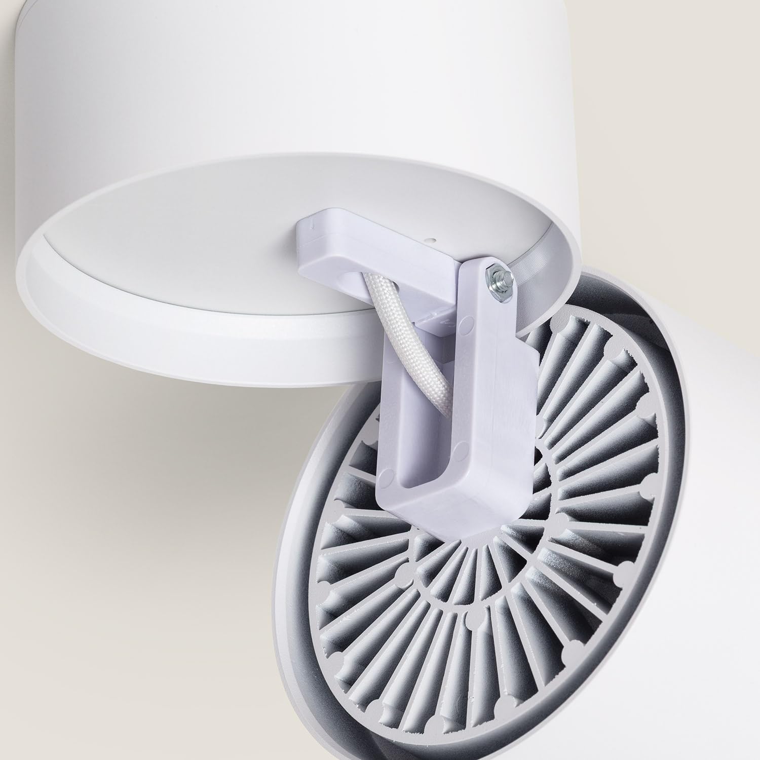 LEDKIA LIGHTING Aplique LED 30W de Aluminio Circular Blanco New Onuba 2700K Blanco Cálido