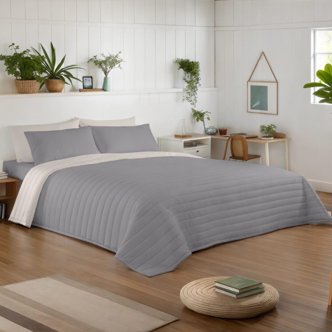NATURALS - Colcha Bouti Reversible Bicolor | Cama 180 (270x260 cm) | Microfibra Extrasuave | Cubrecama Acolchado a Líneas | Ideal Primavera y Verano | Gris/Piedra