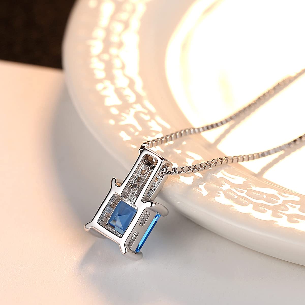 Biżuteria damska Natural Blue Topaz Kwadratowy wisiorek Choker Naszyjnik Made in China
