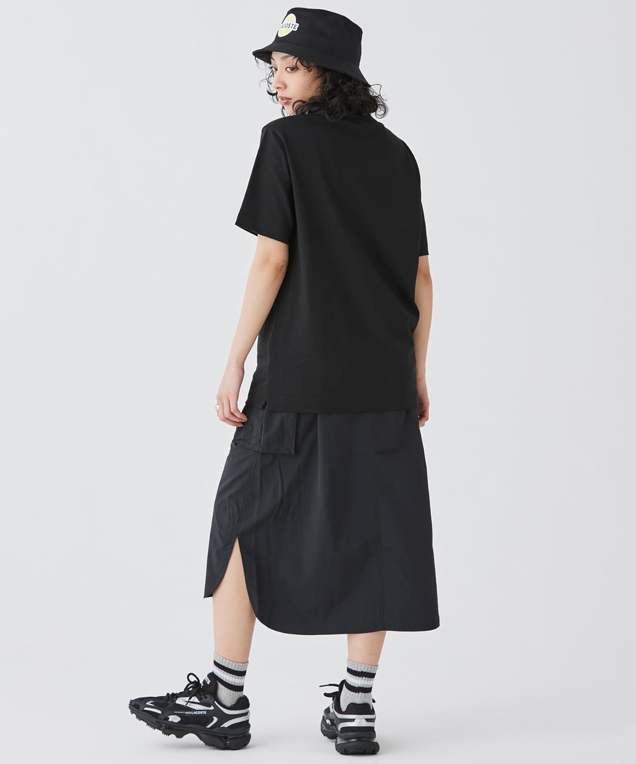 [ラコステ] 公式 アウトラインクロッククルーネック半袖Tシャツ メンズ TH5582-99