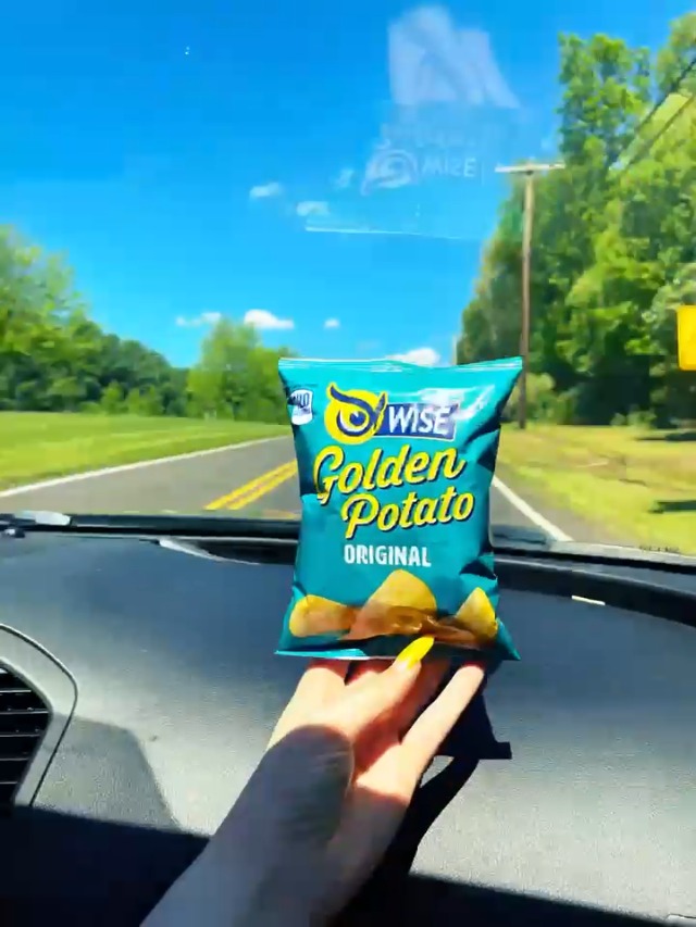 Amazon.com: Wise Golden Original Potato Chips – 3.25 oz (12