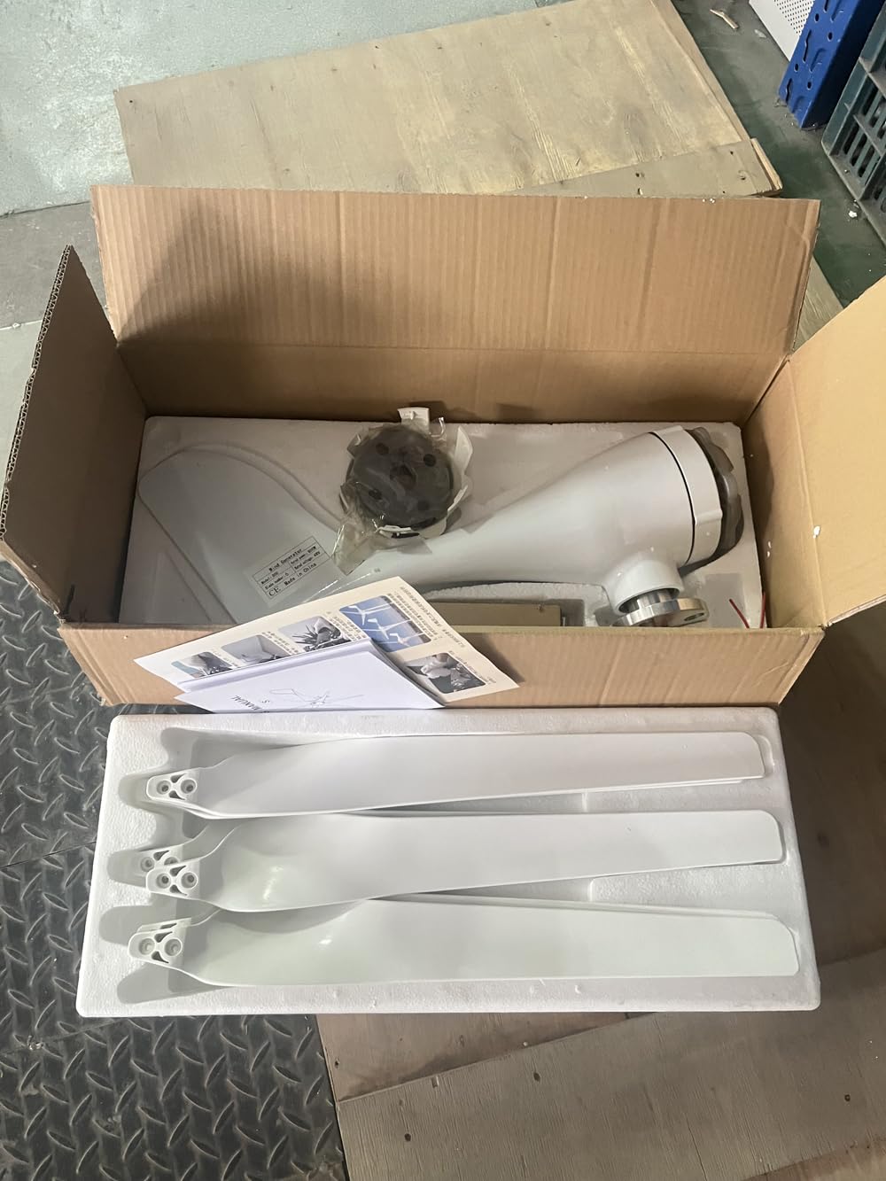 Horizontale Windkraftanlage 1000W 12V 6 Blätter Windturbine mit Laderegler | 6 Klinge Windmühle,3 Phase AC Horizontaler Windgenerator Für Home bauernhof,Windturbine mit MPPT Laderegler