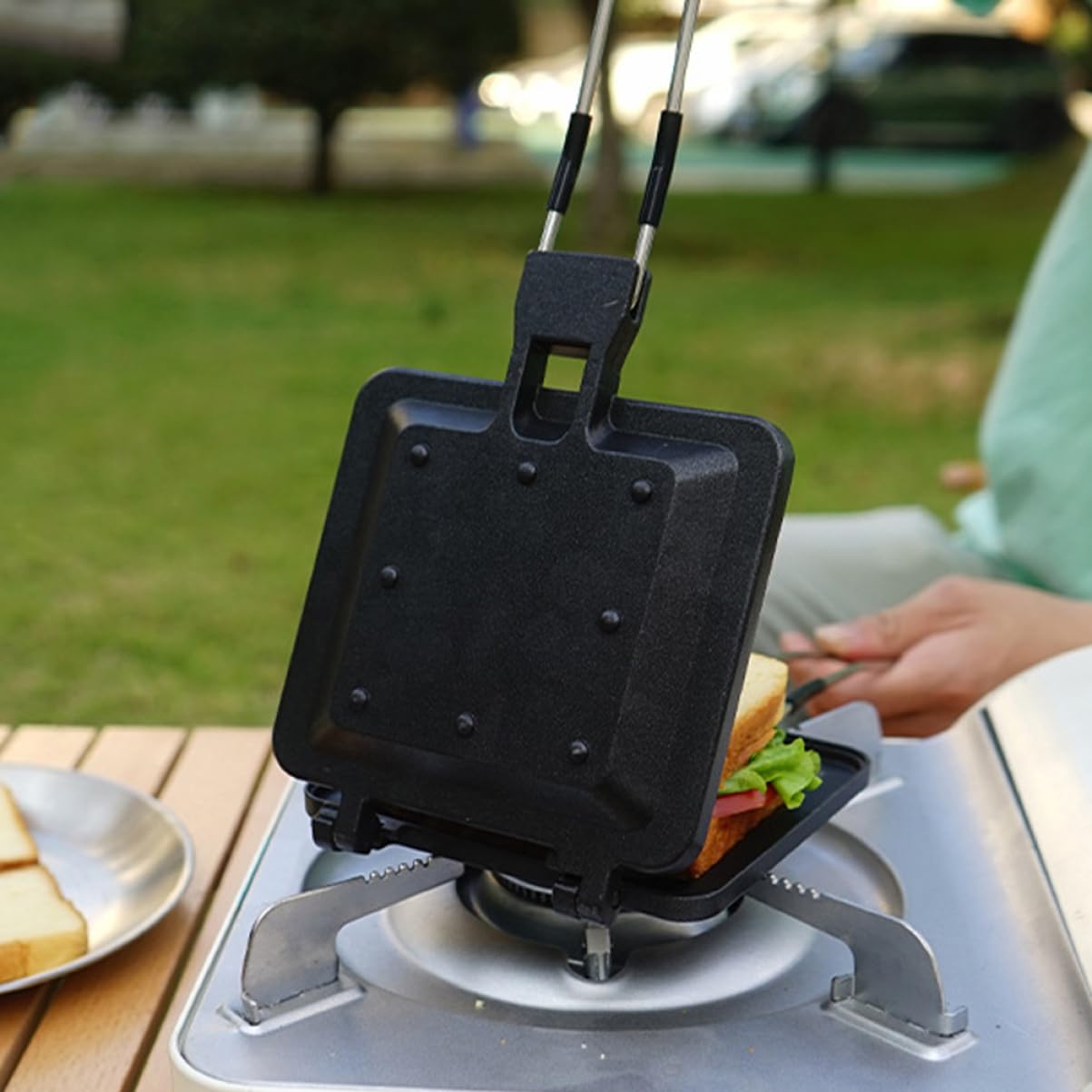 SHOWERORO Teglia Per Panini Pieghevole Antiaderente in Alluminio, Utensile Da Cucina Portatile Per Colazione e Picnic, Piastra Per Friggere Panini Fatta in Casa, Accessorio Multifunzione Per