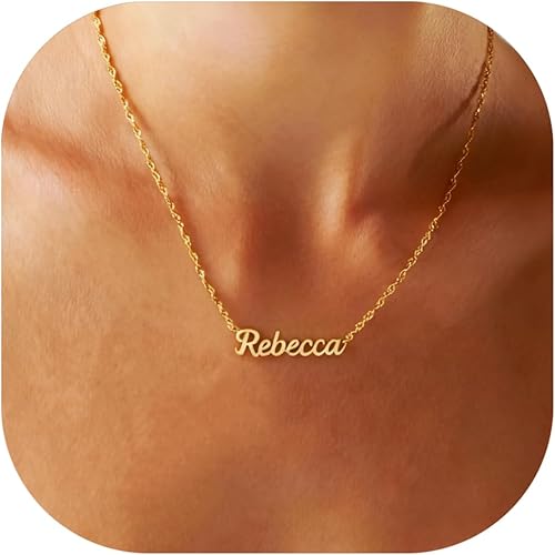 DayOfShe Collares personalizados con nombre pequeño para bodas, regalos de dama de honor, regalos de cumpleaños para mejor amiga, chapado en oro de