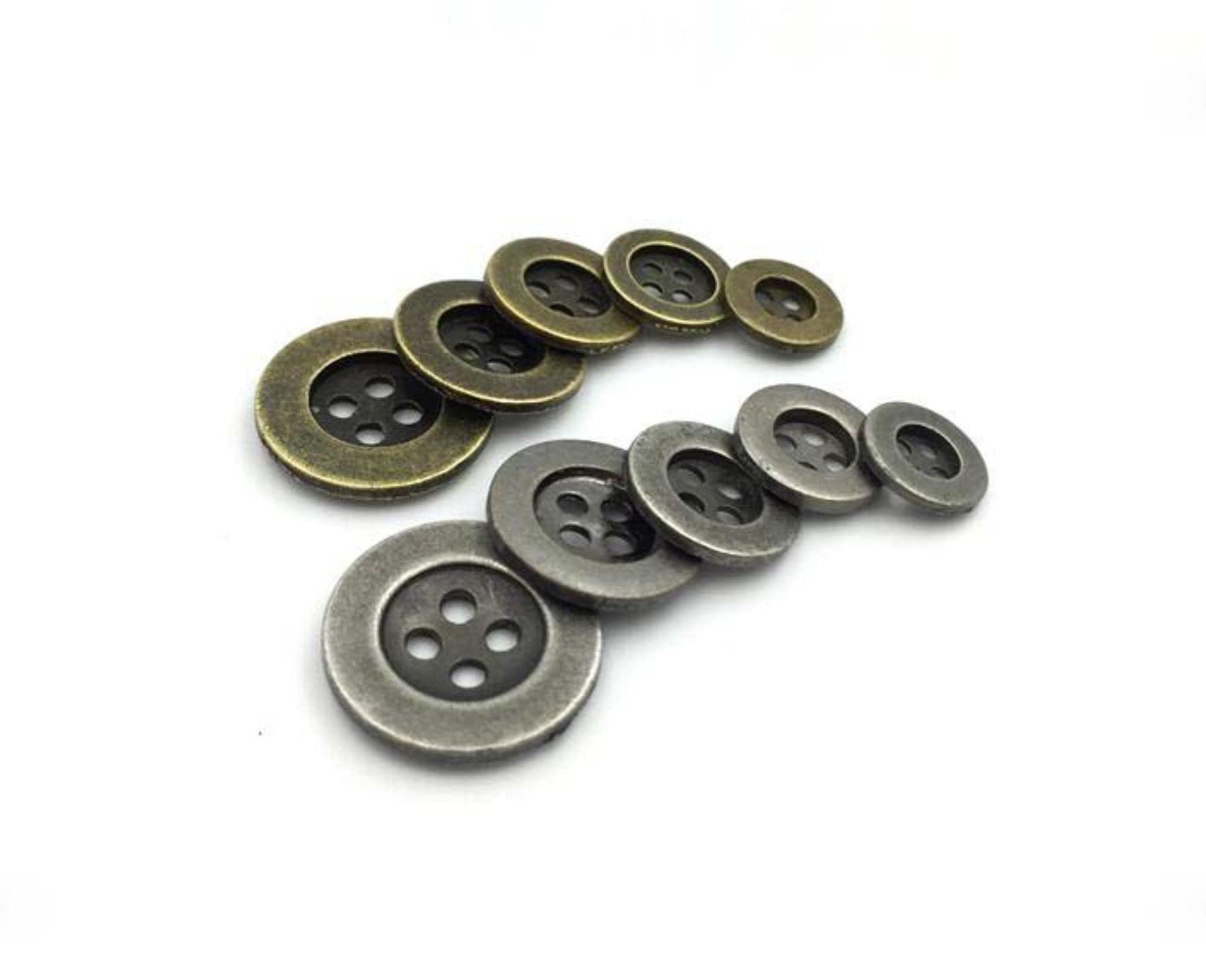 50 szt. guzików do szycia ze stopu cynku, okrągłe, brązowe, 4 otwory, metalowe guziki(Antique Silver,15mm)