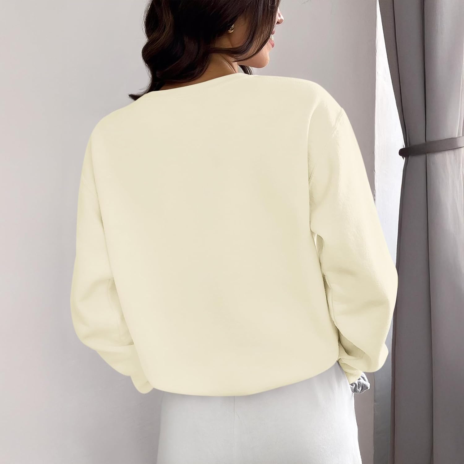 Jesus Is King Sweatshirt for Women Christian Cross Faith Hoodie God Religious Bible Verse Graphic Long Sleeve Shirt - Image 4