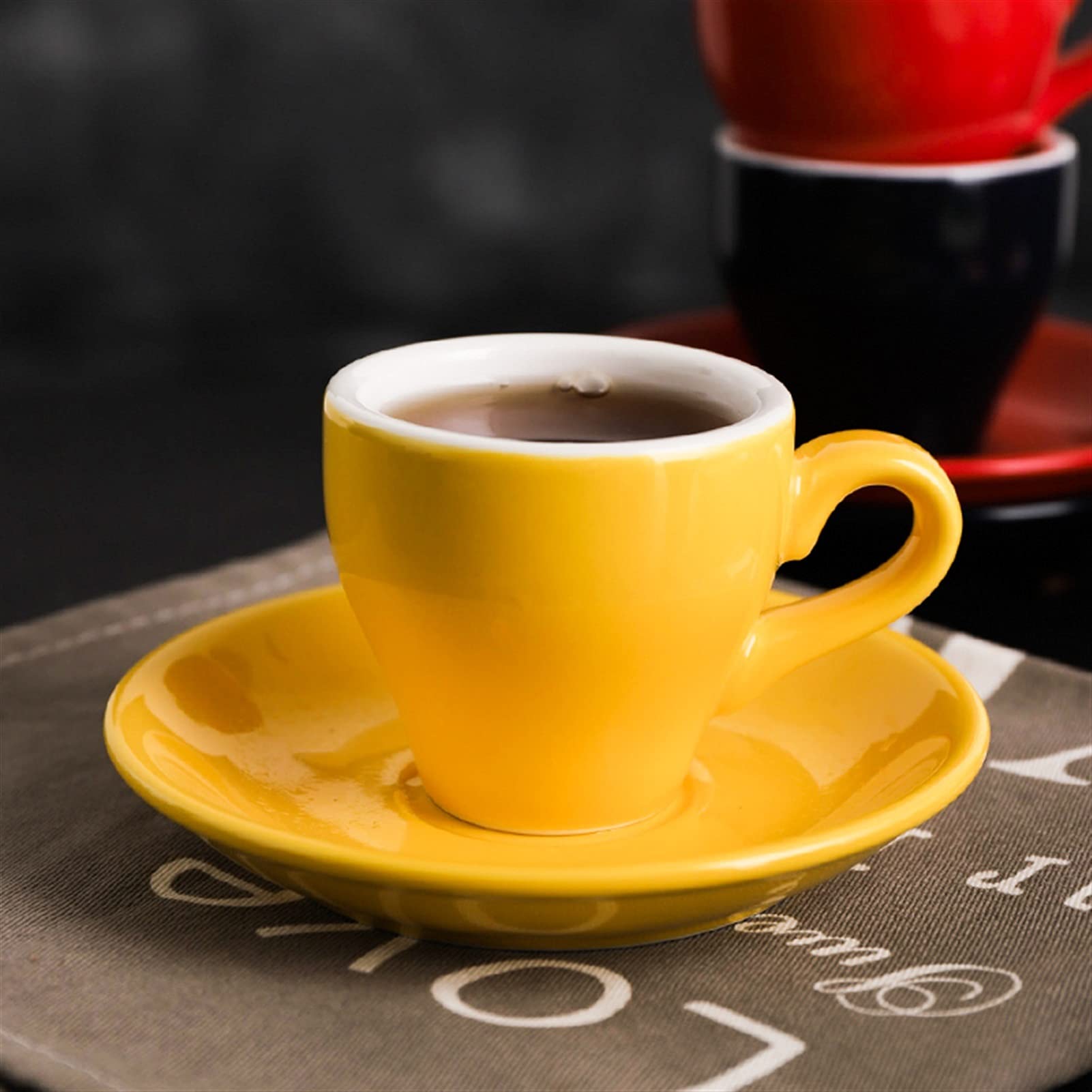 Szklanki do napojów Szklane filiżanki, małe mini łyżeczki, kubki do kawy Filiżanki i spodki do espresso Prostota Kolor Ceramiczny zestaw filiżanek i spodków o małej pojemności do restauracji domowej F