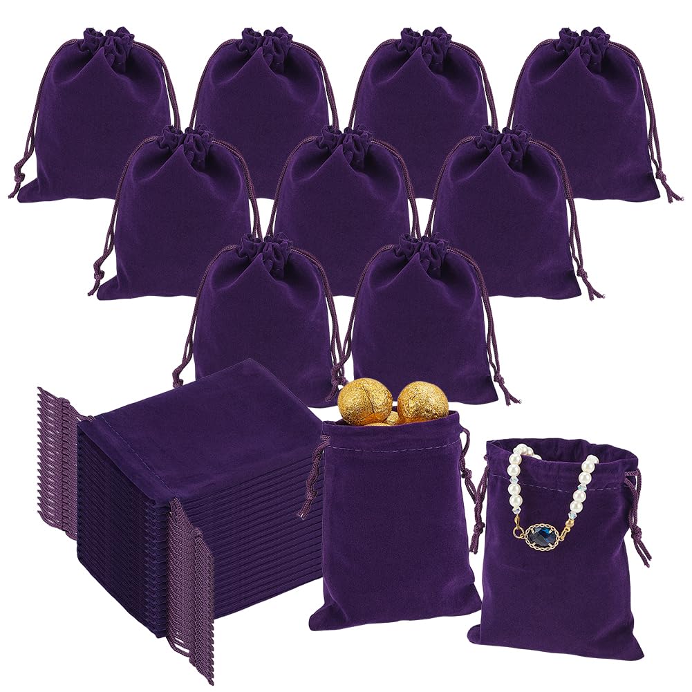 NBEADS 30 Pcs Velvet Jewelry Pouches, 4.72x3.94 Inch Velvet Drawstring Bags Candy Gift Bags Jewelry Storage Bags Christmas Wedding Party Gift Packing Bags for Jewelry Party Favors, Indigo