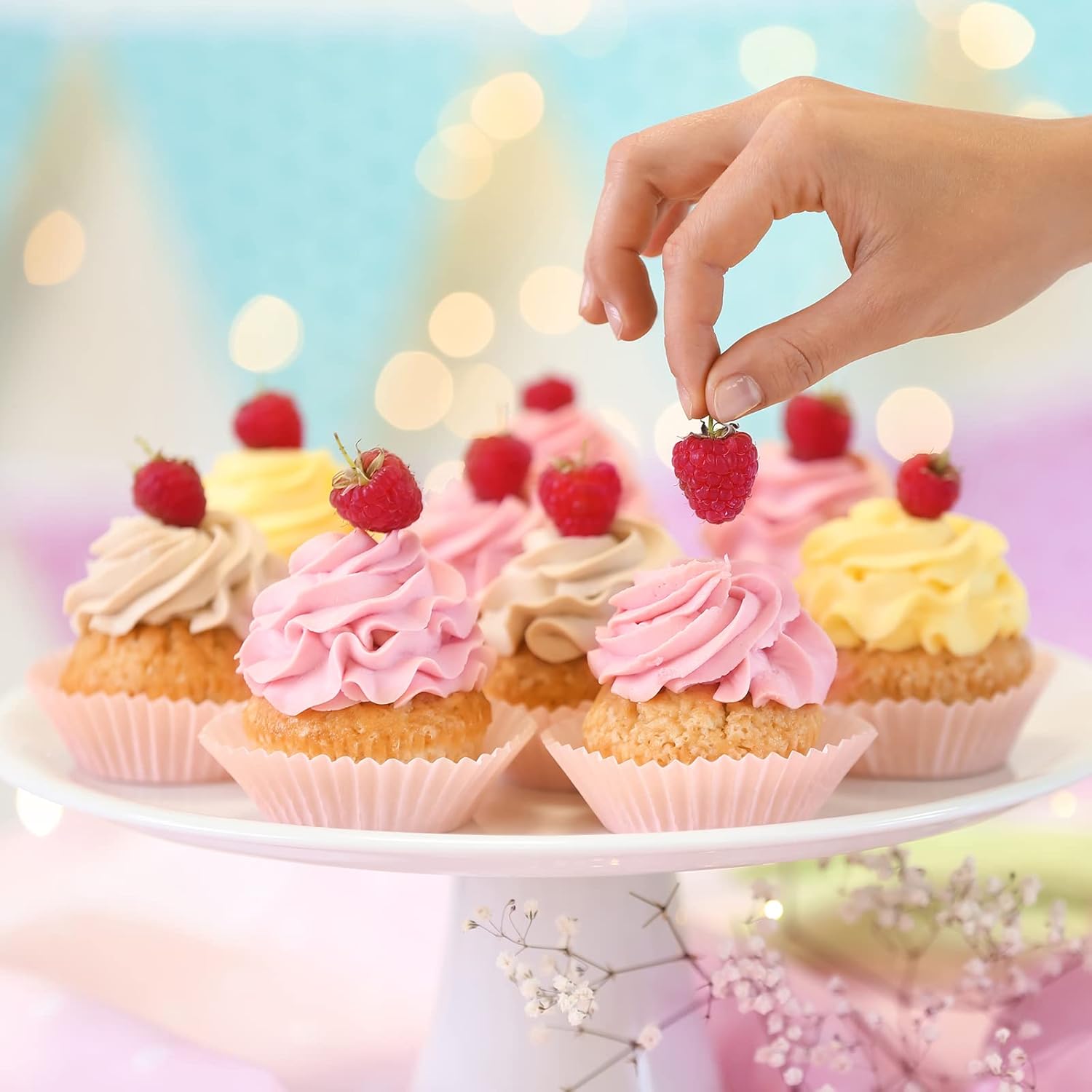 White Cupcake Liners Standard Size Baking Cups Greaseproof