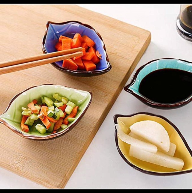 DIKEBAO 4 Mini Coupelles Céramique Feuille + Cuillère Bois – Bols Sauce Apéritif Colorés, Vert Bleu Jaune, Parfaits Pour Sauces, Desserts Et Collations