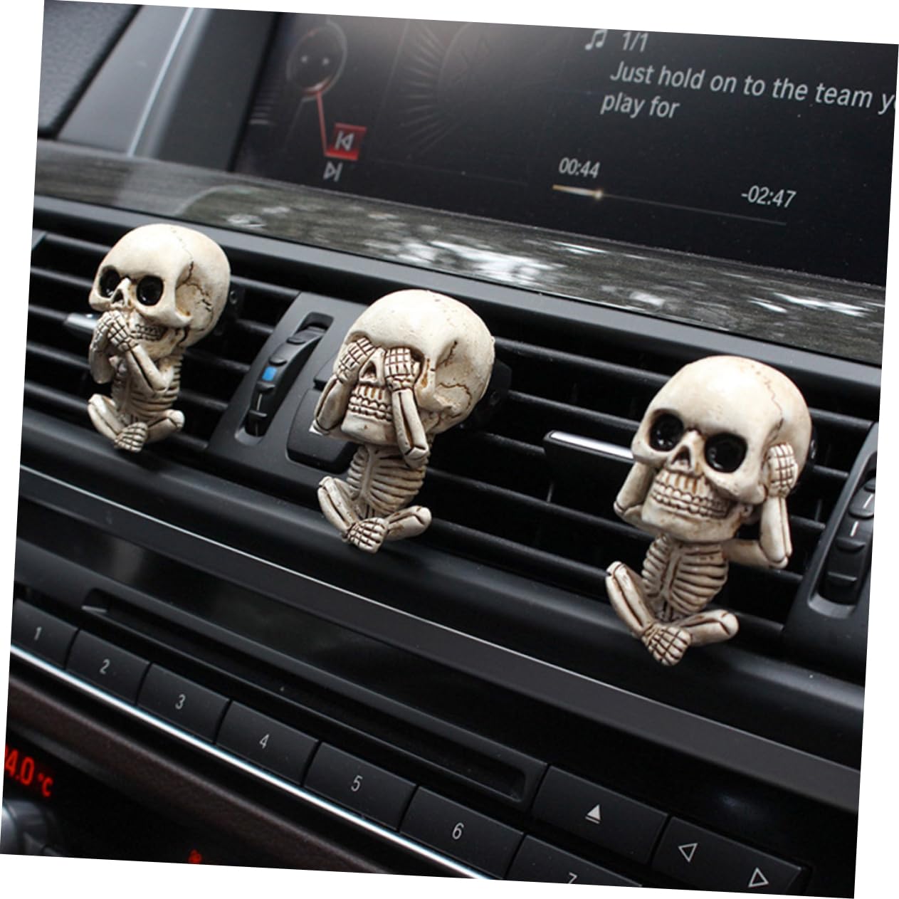 Amosfun 6stücke Teiliges Auto Aromatherapie Schädel Duftspender Für Frischen Fahrzeuginnenraum Kreative Deko Für Auto Langlebig Und Praktisch Für Freunde Und Autofahrer