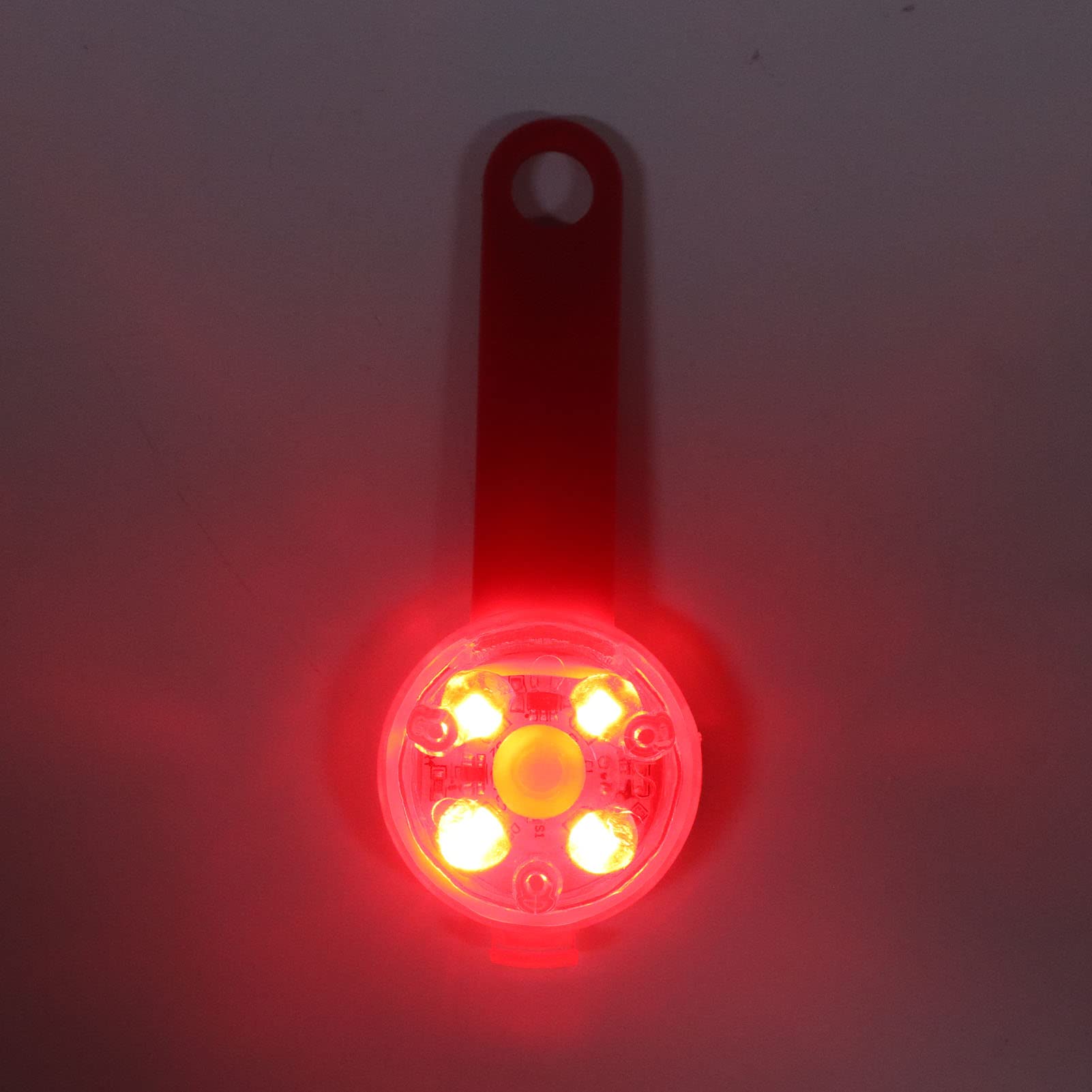 Wisiorek z lampką LED dla Psa Pet USB ładowalna Zawieszka Emitująca światło LED Pet Wodoodporna Zawieszka Zewnętrzna Lampka Ostrzegawcza LED Wisiorek z lampką dla Psa (Czerwony)