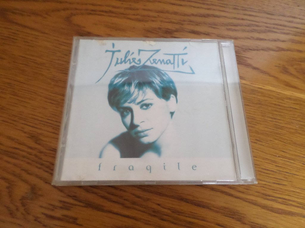 Fragile [Audio CD] Julie Zenatti