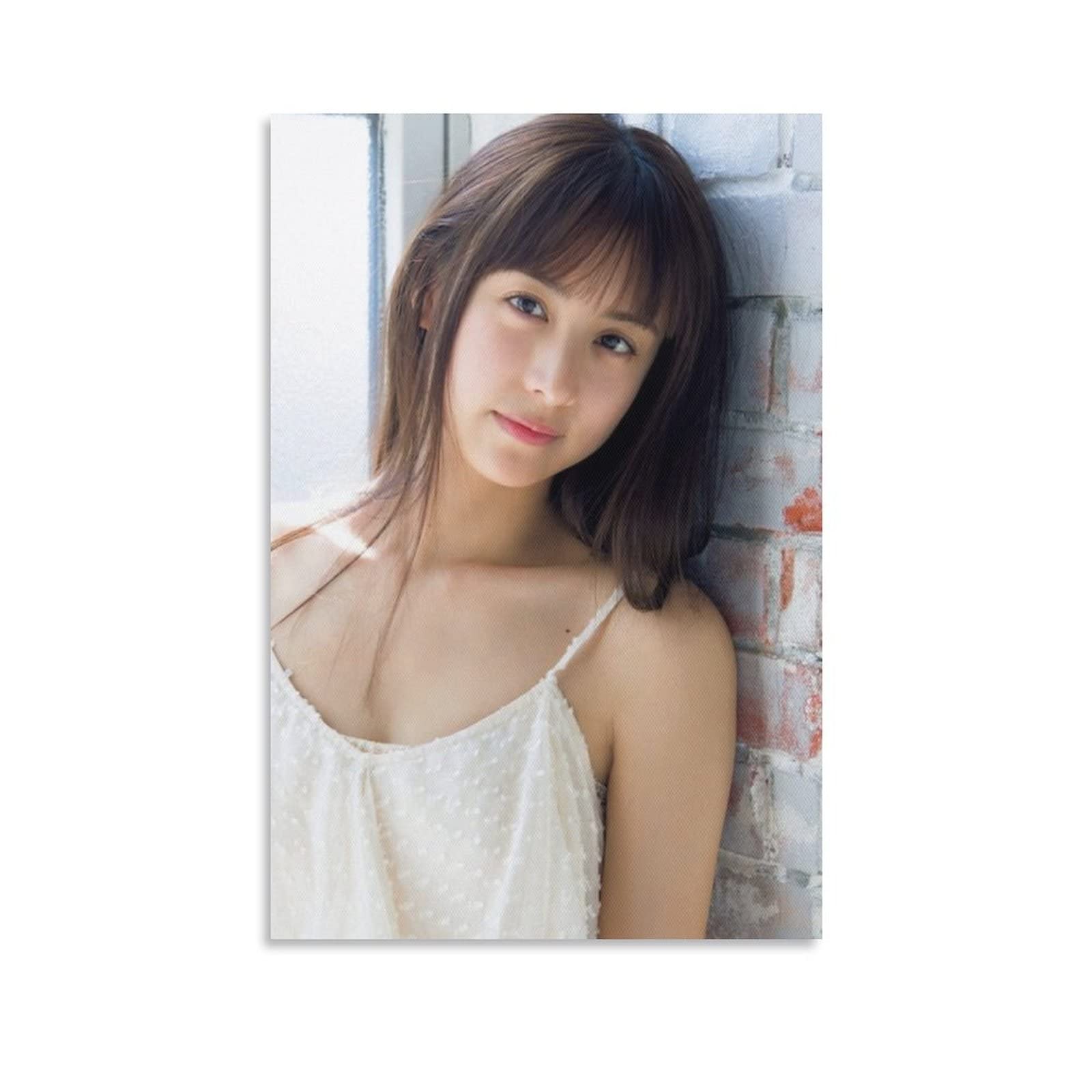 山本 美 月 水着