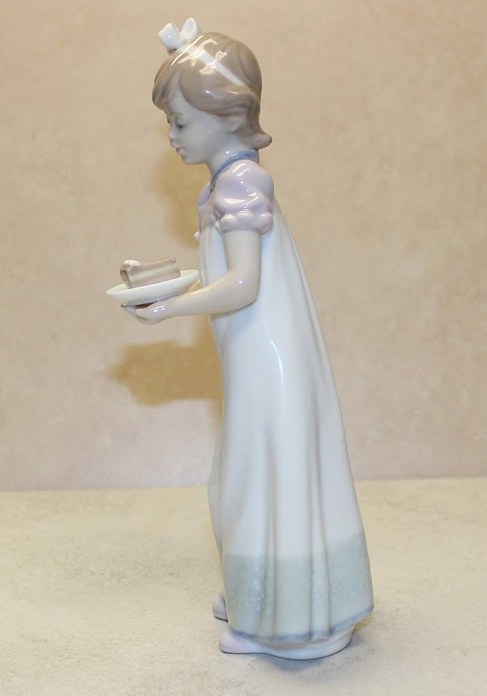 美品　LLADRO リヤドロ　ハッピーバースデー　5429 Amazon.co.jp: Lladro #5429、Happy Birthday。 : ホーム＆キッチン