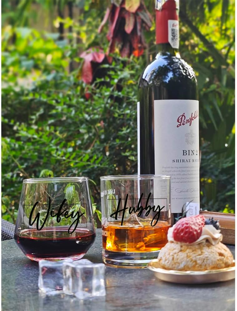 Wedding Gifts for Couples - Hubby & Wifey EST 2026 Wedding Glass Set Bridal Shower Gifts for Bride Groom, Newly-Married Anniversary for Him Her, Mr and Mrs Gift for Newlywed