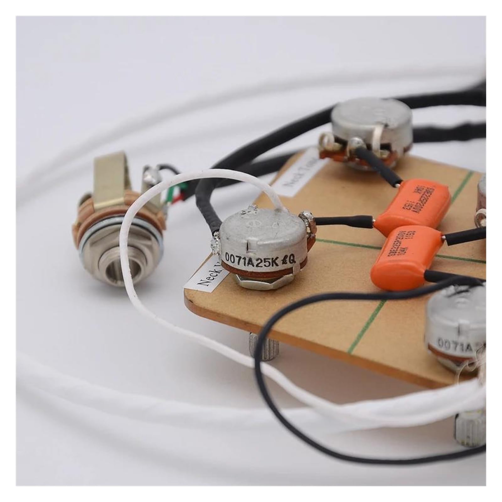 Profesjonalny Uprząż Gitarowy 1 Zestaw Potencjometrów 25K Do Wiązek Przewodów Aktywnego Przetwornika Gitary Elektrycznej