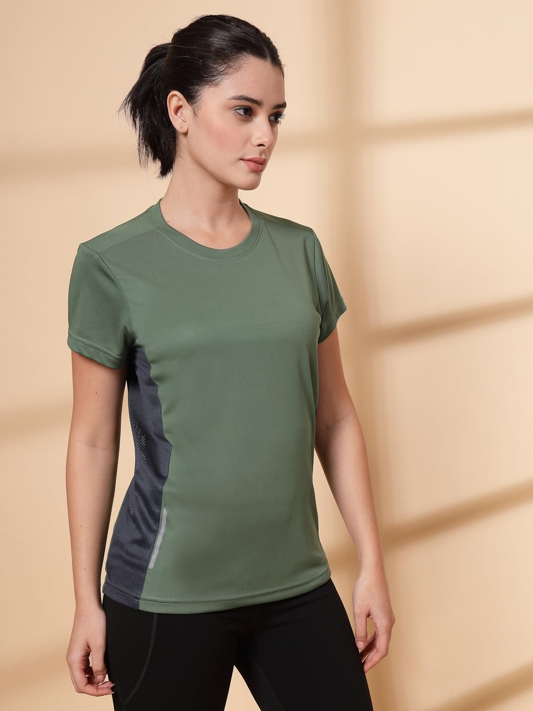 CHKOKKO Gym Tshirt for Women Workout Dry Fit t Shirt Sports Tshirt Lightweight Round Neck Breathable Half Sleeve Activewear Mesh Running Yoga Tops for Woman LightGreen M 4