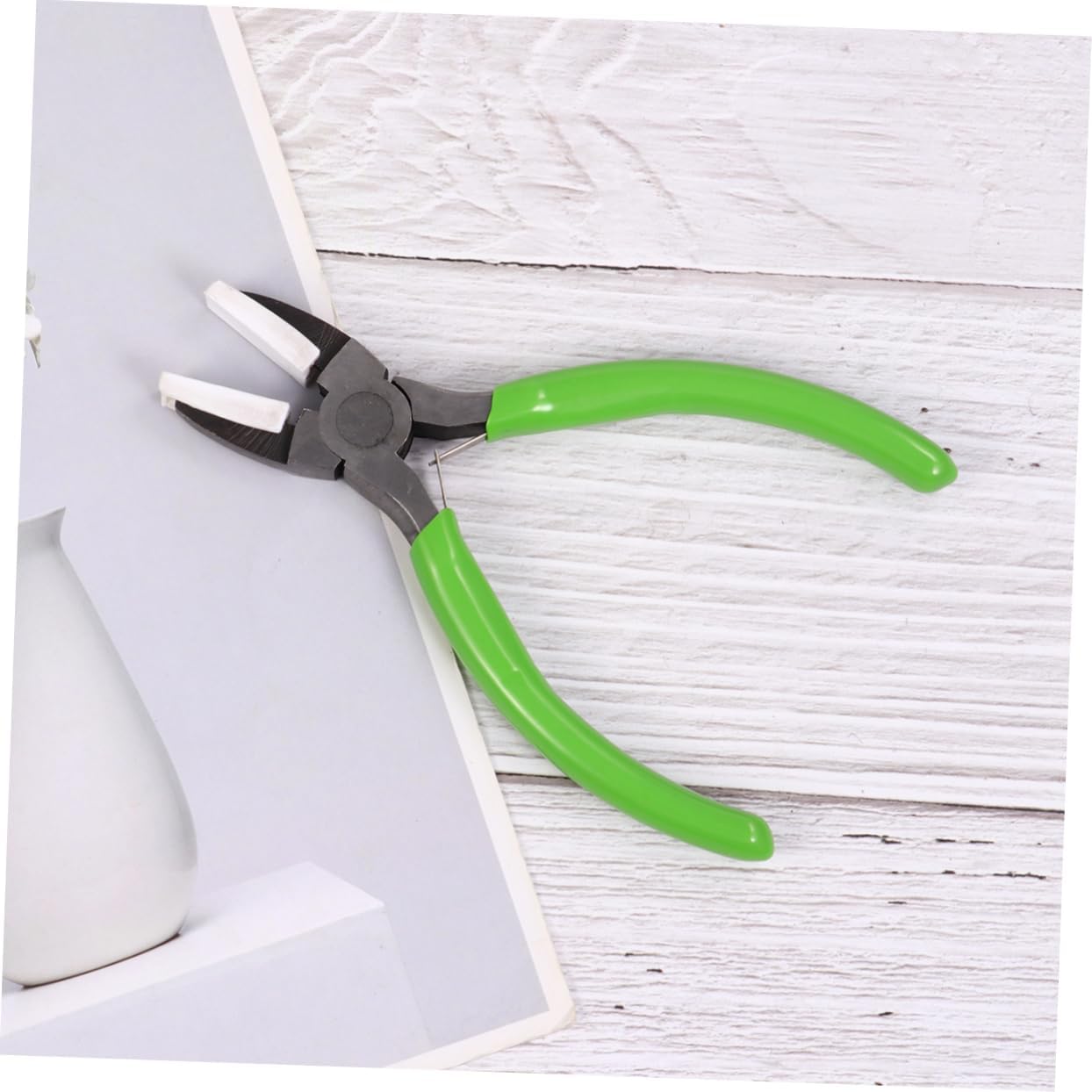 TEHAUX 1set Jewelry Pliers Plastic Handle Manual Tools for Jewelry Making Crafting Pliers and Decoration Green
