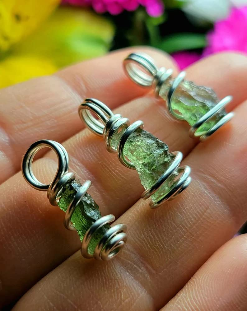 Piccola collana di cristallo moldavite, collana di moldavite reale/moldavite reale/gioielli moldavite/ciondolo moldavite/collana con ciondolo in vera moldavite, vera moldavite