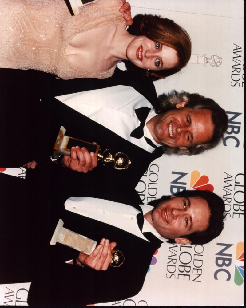 Posterazzi Gillian Anderson Chris Carter And David Duchovny At The Golden Globes Photo Print (16 x 20) - Item # MVM60136