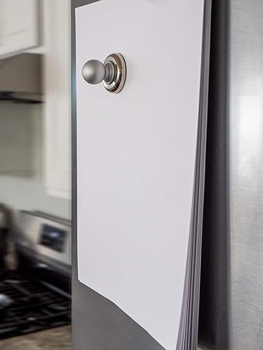 Miniatura 2 de Paquete de 2 peones magnéticos increíblemente fuertes de Magna Wizard. Guarda fácilmente más de 25 piezas de papel en tu nevera