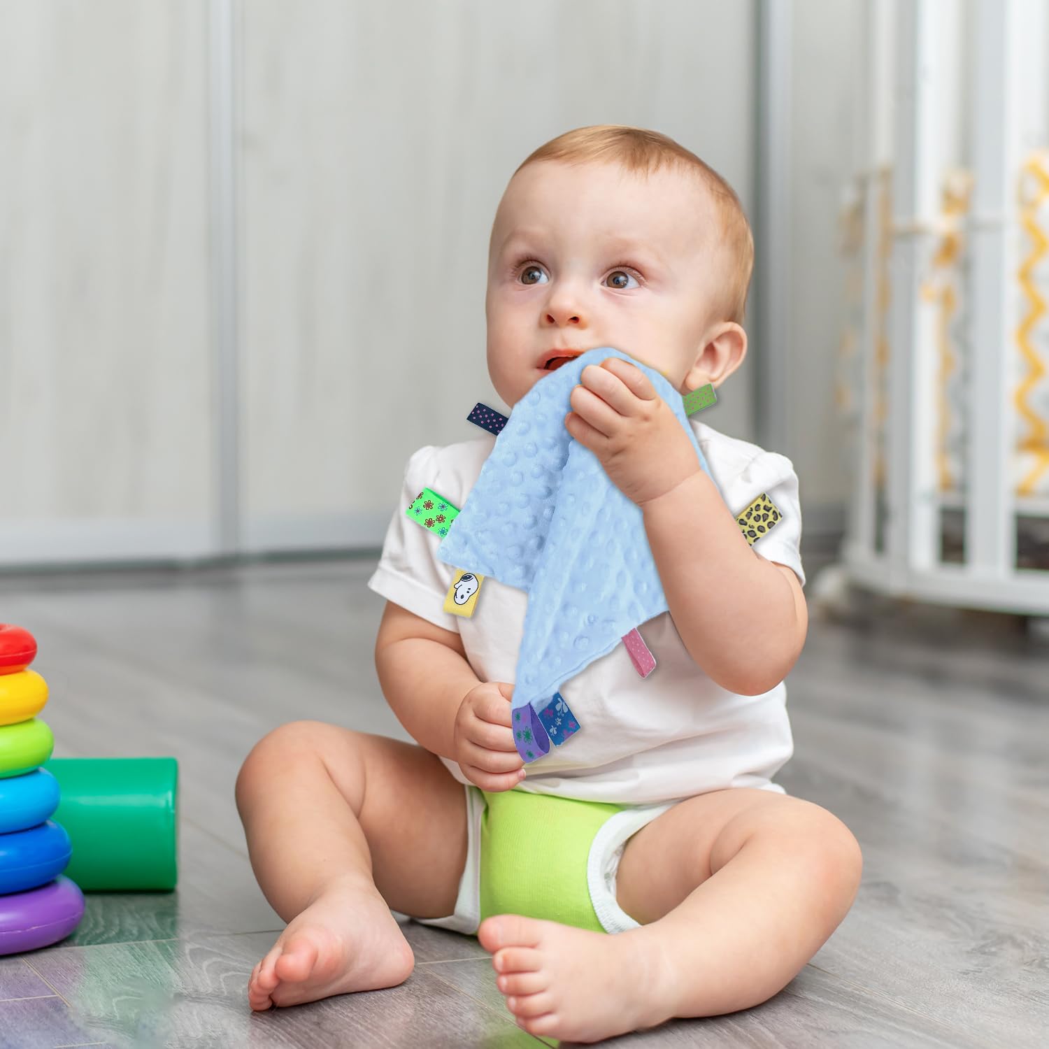 Couverture bébé en polaire avec Doudou Ours - Doudou et compagnie Couverture bébé en polaire avec Doudou Ours - Doudou et compagnie