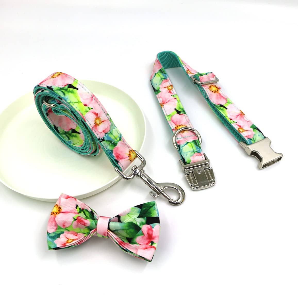 Correa Perro Collar De Perro con Lazo para Perros Pequeños, Collar De Mascota con Grabado Personalizado, Conjunto De Collar Y Correa Ajustable con Estampado Duradero Correa Perro Suave(56-62cm)