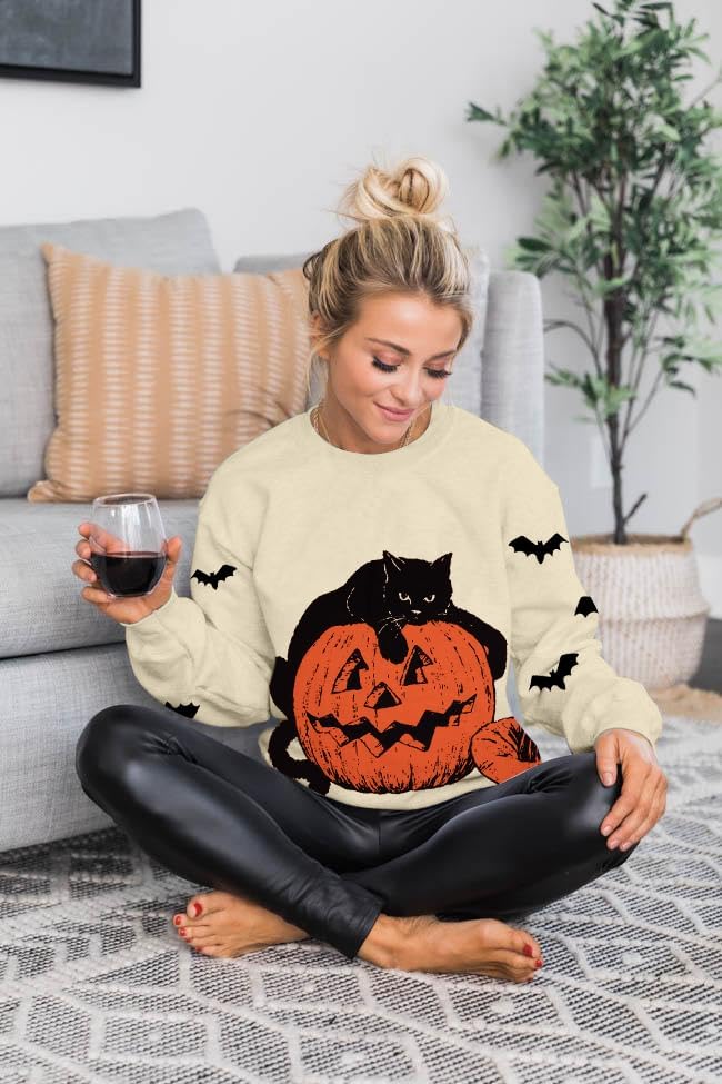 Black Cat on Pumpkin Sweatshirt Halloween Sweatshirts for Women Fall Pumpkin Face Tee Lightweight Pullover Tops - Image 2
