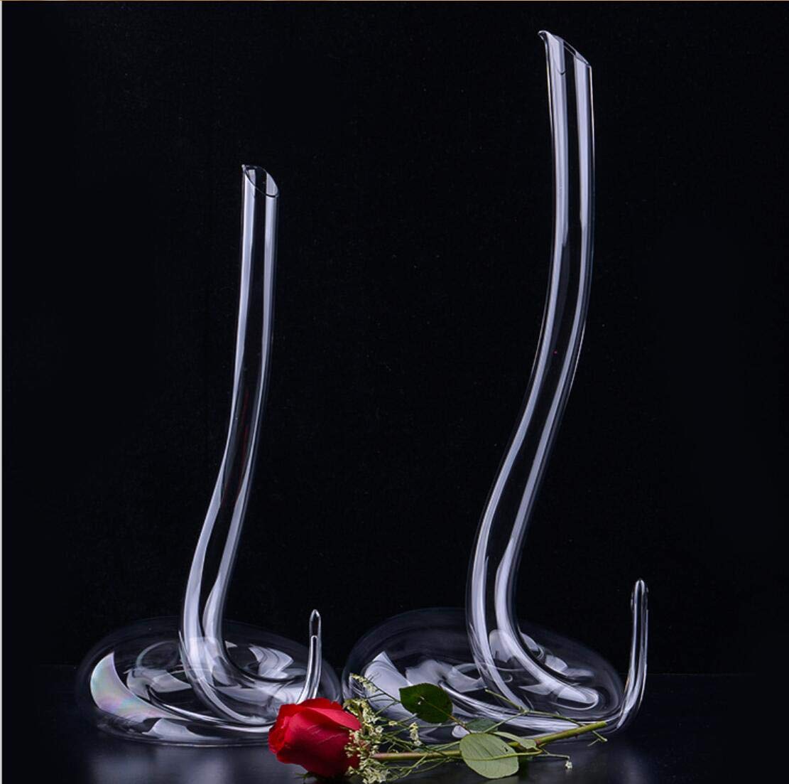 Decantador de vino soplado a mano de cristal 100% sin plomo, jarra de vino tinto creativa con forma de serpiente 1150 ml.