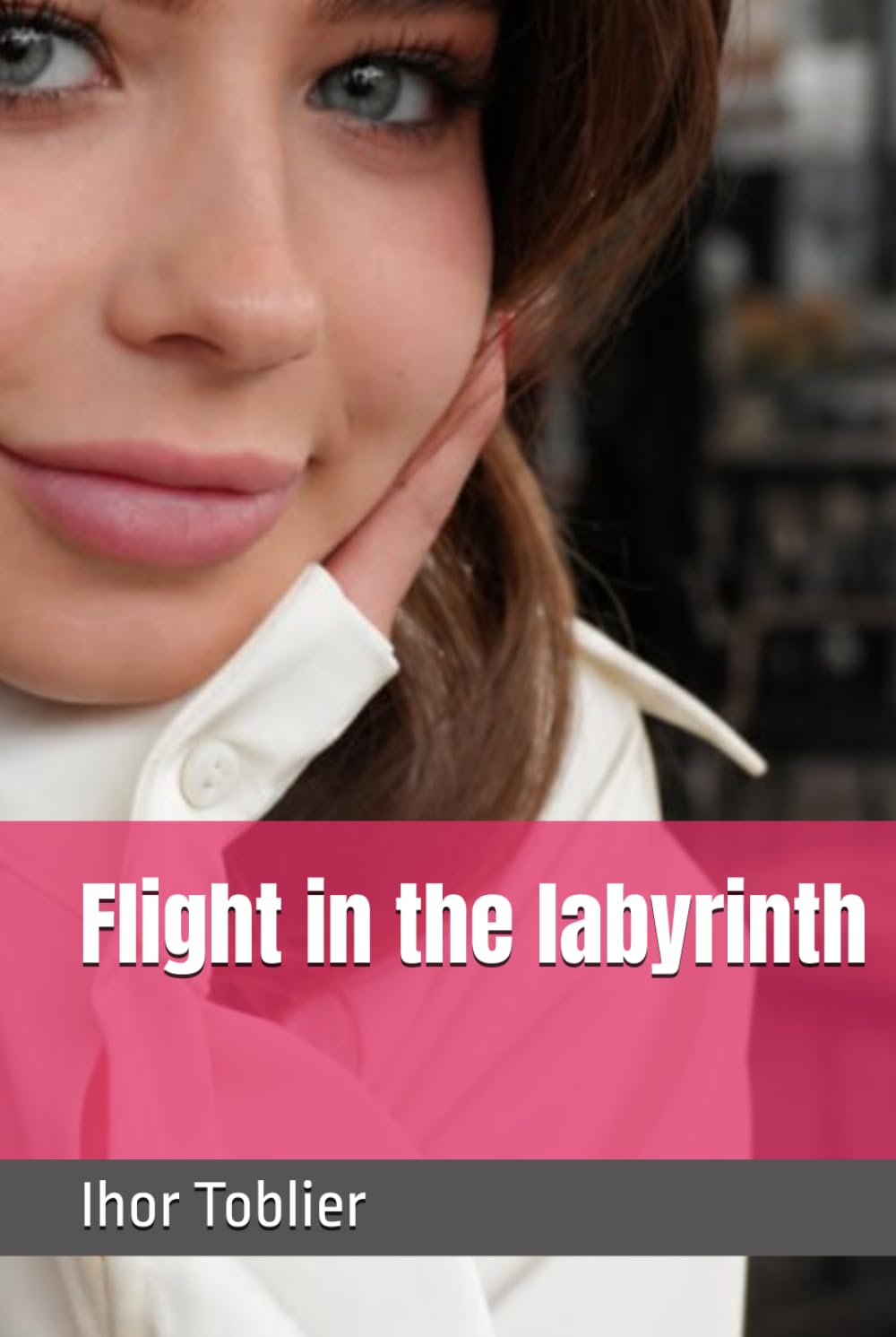 Flight in the labyrinth: the story of one family - about life, love and amazing adventures