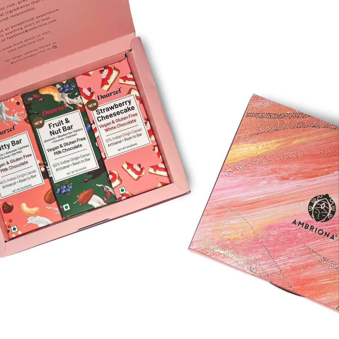 Daarzel Vegan & Gluten-Free| Christmas/New Year Gift Hamper| | Milk and White Chocolate Gifting With Fruit & Nut, Nutty Bar & Strawberry Cheesecake Flavored Chocolates | Pack of 3