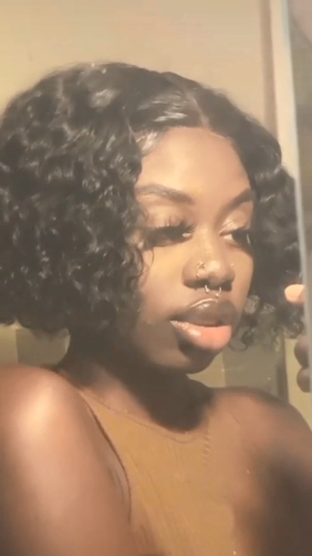 Such Pretty Girl on Amazon Live
