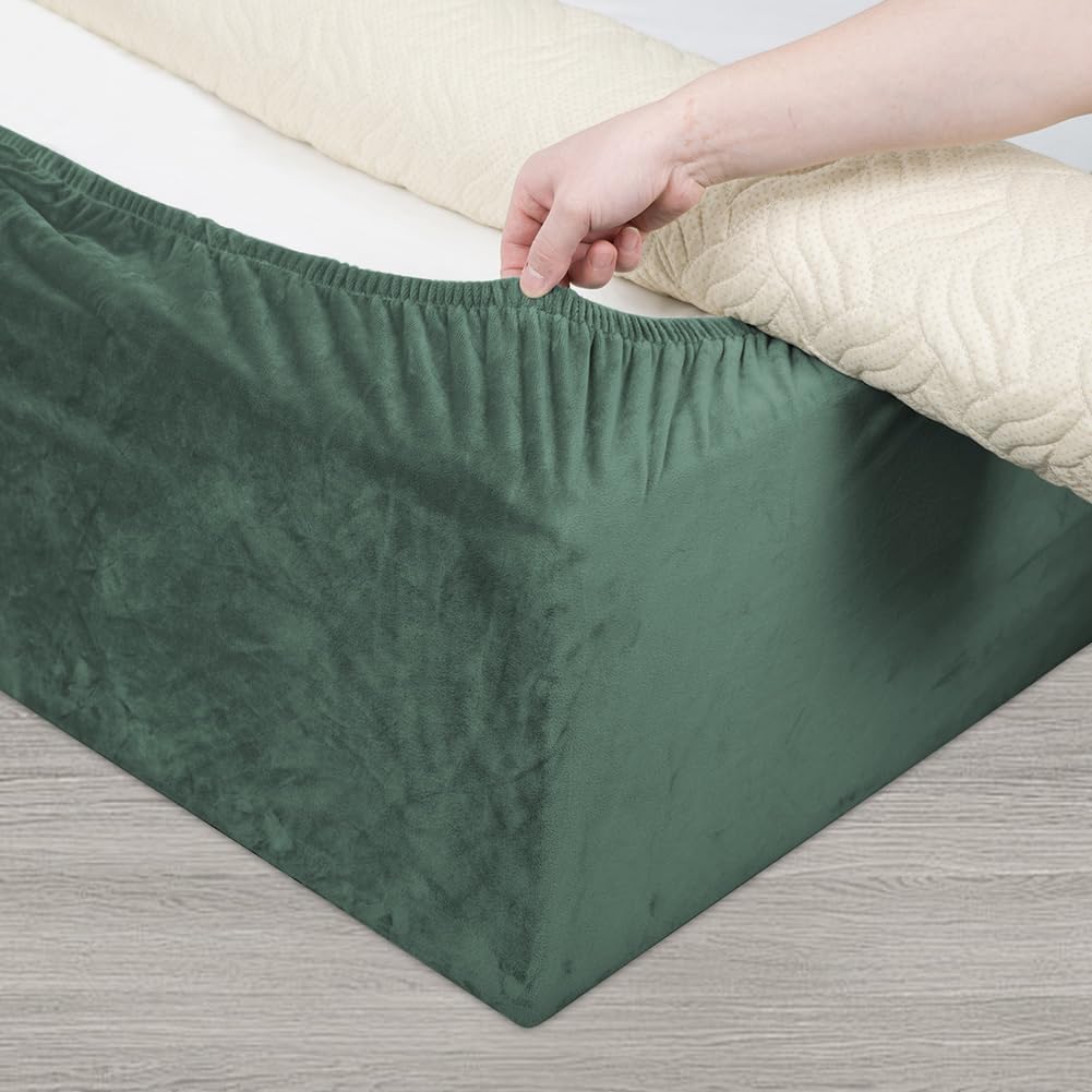 DUJUIKE Mantovana Giroletto Vestiletto Coprirette, Mantovana in velluto riccio per divano letto, Protezione Del Giroletto, Trasforma una base per letto(King Bed Width:200-210cm,Verde Cipresso)