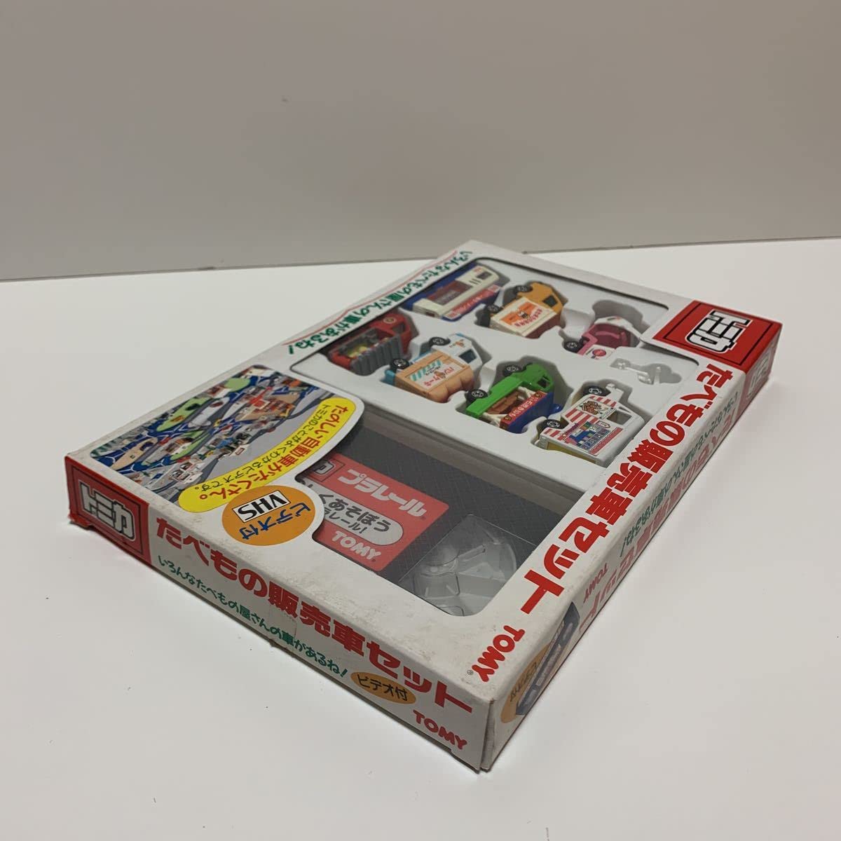 トミカ たべもの販売車セット TOMY 日本製　未開封 Amazon.co.jp: レア希少トミカ たべもの販売車セット TOMY