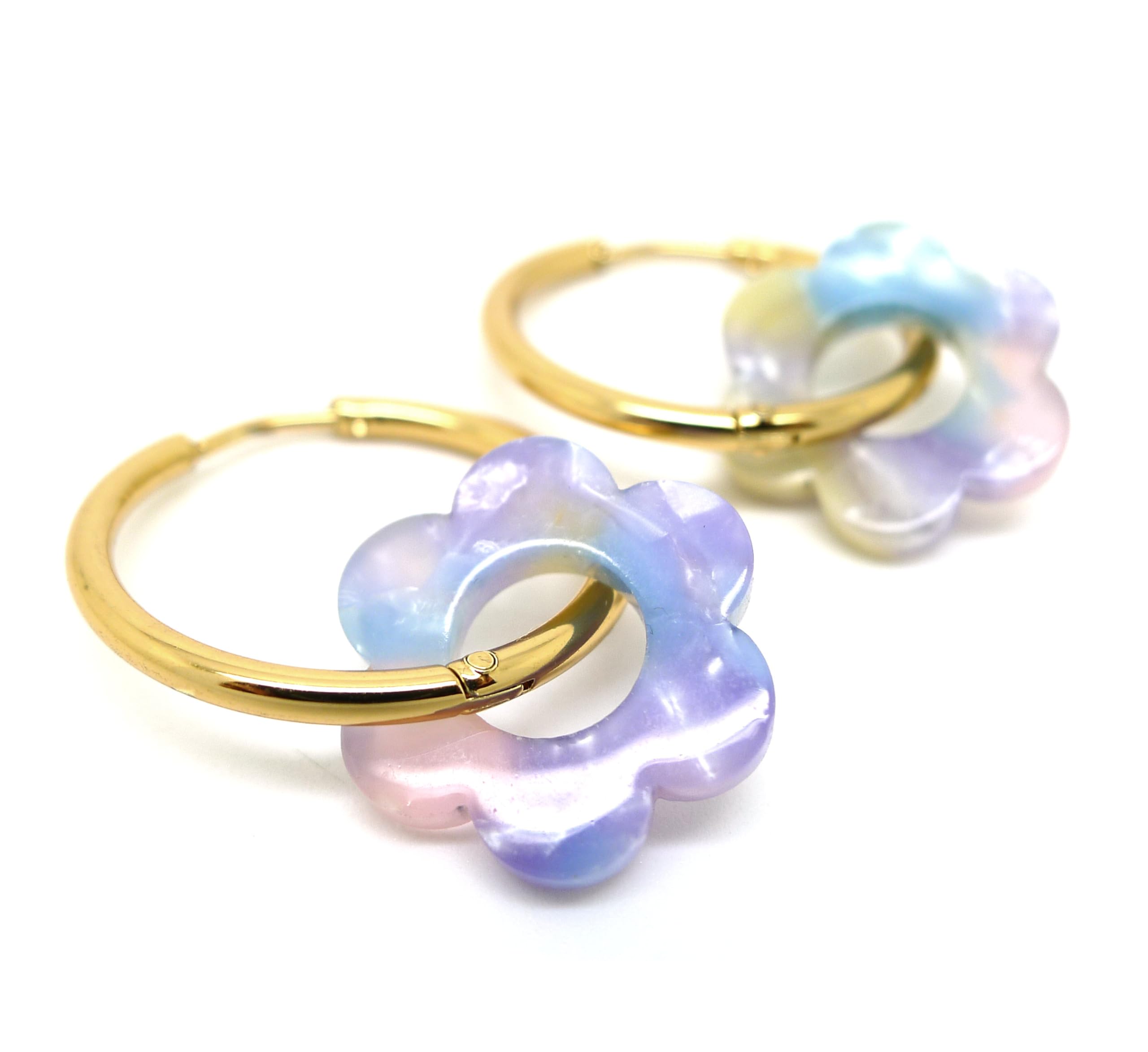 Boucles d'oreilles Créoles à Fleurs pastel- Bijoux tendance