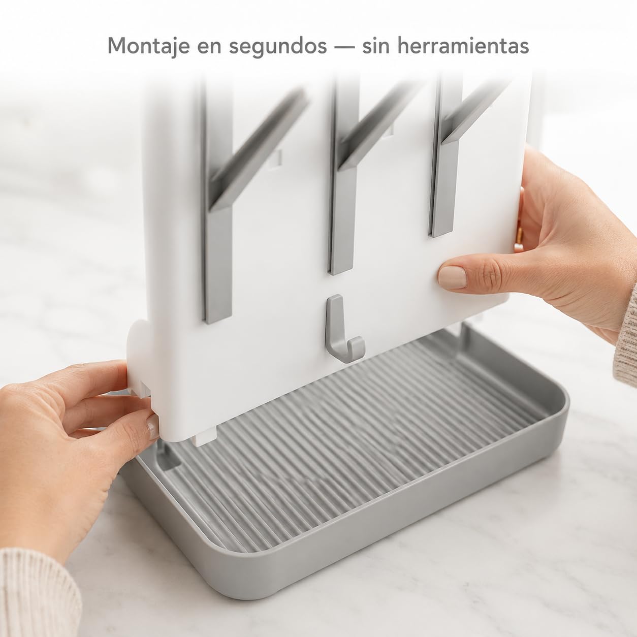 Almar Baby Escurridor de Biberones Plegable Gris y Blanco – Soporte Portátil para Botellas y Accesorios de Bebé, Ideal para Viajes y Salidas, Compacto con Bandeja Antigoteo