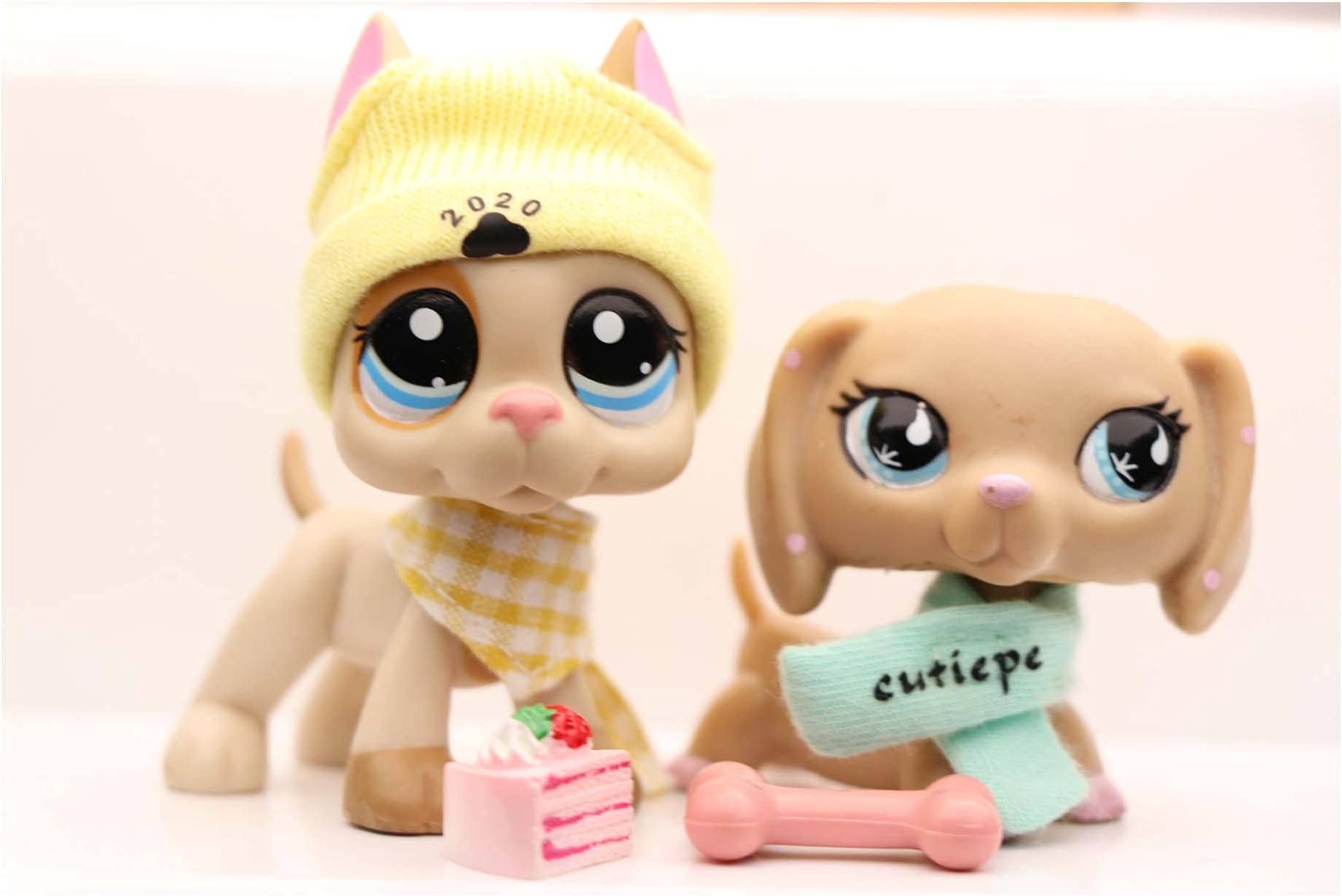 WOLFGIRL LPS Great Dane 1647 Tan LPS Dachshund 2597 Blue Eyes Dog Puppy with Accessories Lot Figure Collection Kids Girls Boys Birthday Xmas Gift