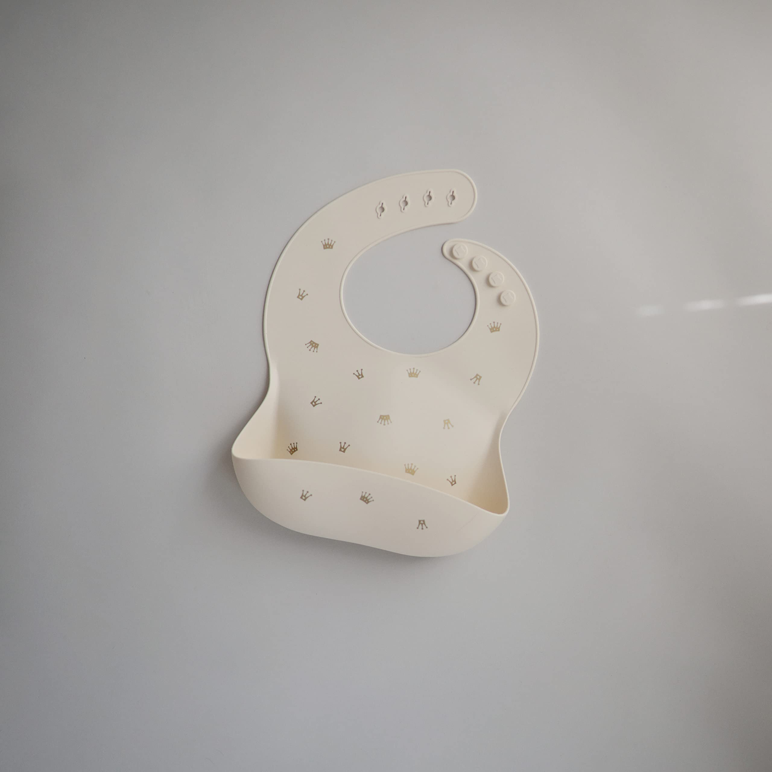 Mushie Baby Silicone Bib | Adjustable Fit Waterproof Bibs | Easy Wipe Baby Feeding Bibs | 4 Adjustable Sizes with Deep Front Pockets | 100% BPA and Phthalate Free - 2