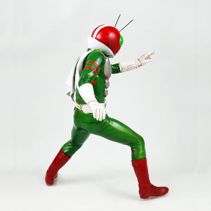 Amazon.co.jp: 仮面ライダーV3 1/8ソフビキット復刻版 1/8スケール