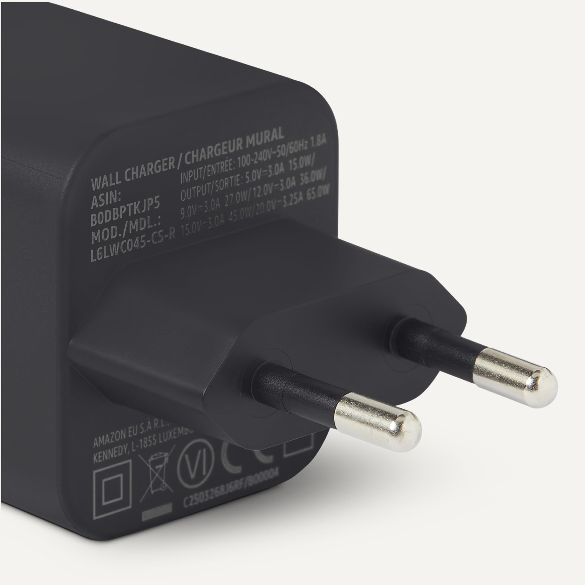 Amazon Basics Caricabatterie da Parete Nano GaN USB-C con Ricarica Rapida, 65W a 1 Porta PD 3.1 per Laptop, Tablet e Smartphone, Nero