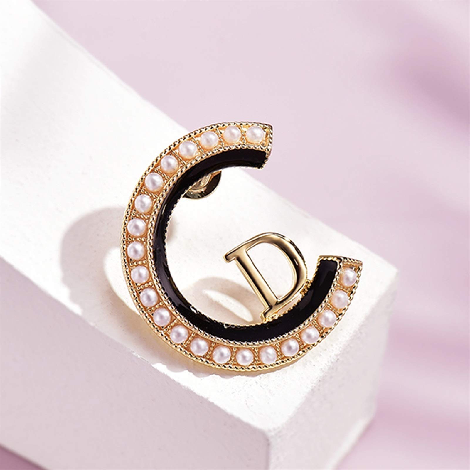 Brooche Pines for Mujeres, elegante Pin de broche letra la perla, for el cuello tela Decoración Regalos fiesta bodas, dorado □ Soltero Alfileres