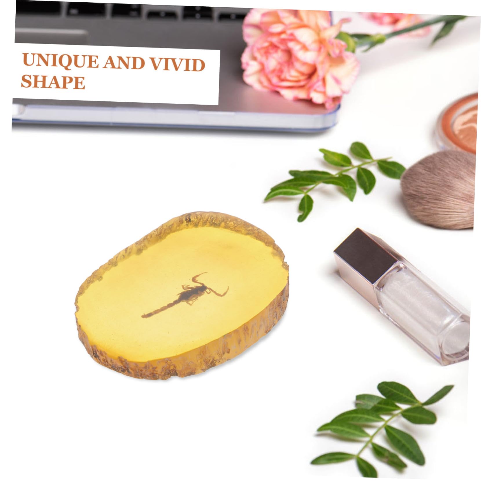 JECOMPRIS Scorpion Amber Specimen Pendant Amber Insect Handmade Ornament for Women Men