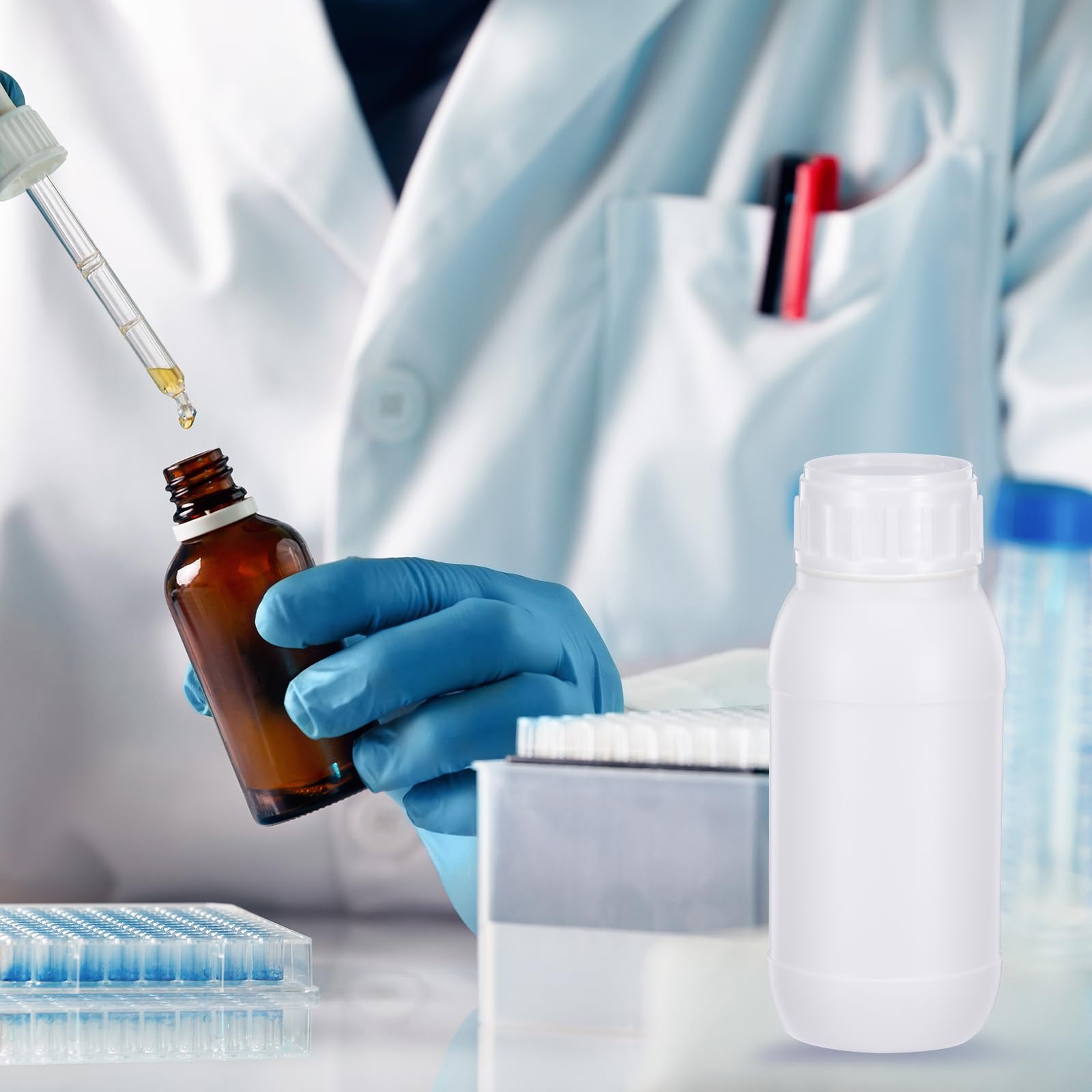 PATIKIL 10Pz 100ml Bottiglie Reagenti, Bottiglie a Bocca Rotondo Stretta PE Tappo Vite per Conservazione Acqua Liquidi e Campioni Solidi Contenitore da Laboratorio, Bianco Traslucido