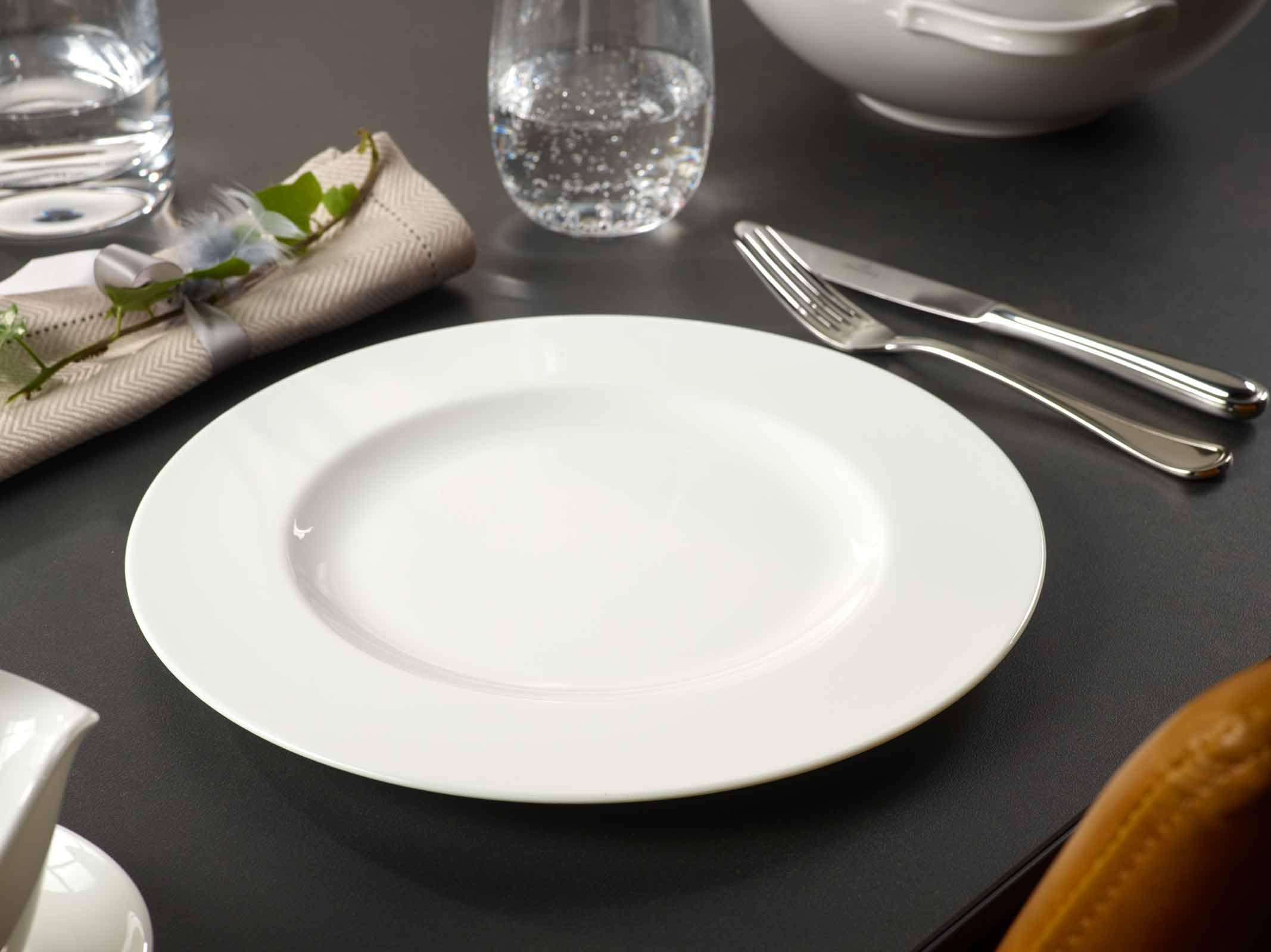 Villeroy & Boch Anmut Speiseteller 6er Set, 27 cm, Flacher Teller im klassischen Design, Elegant & Schlicht, Premium Bone Porcelain, Weiß
