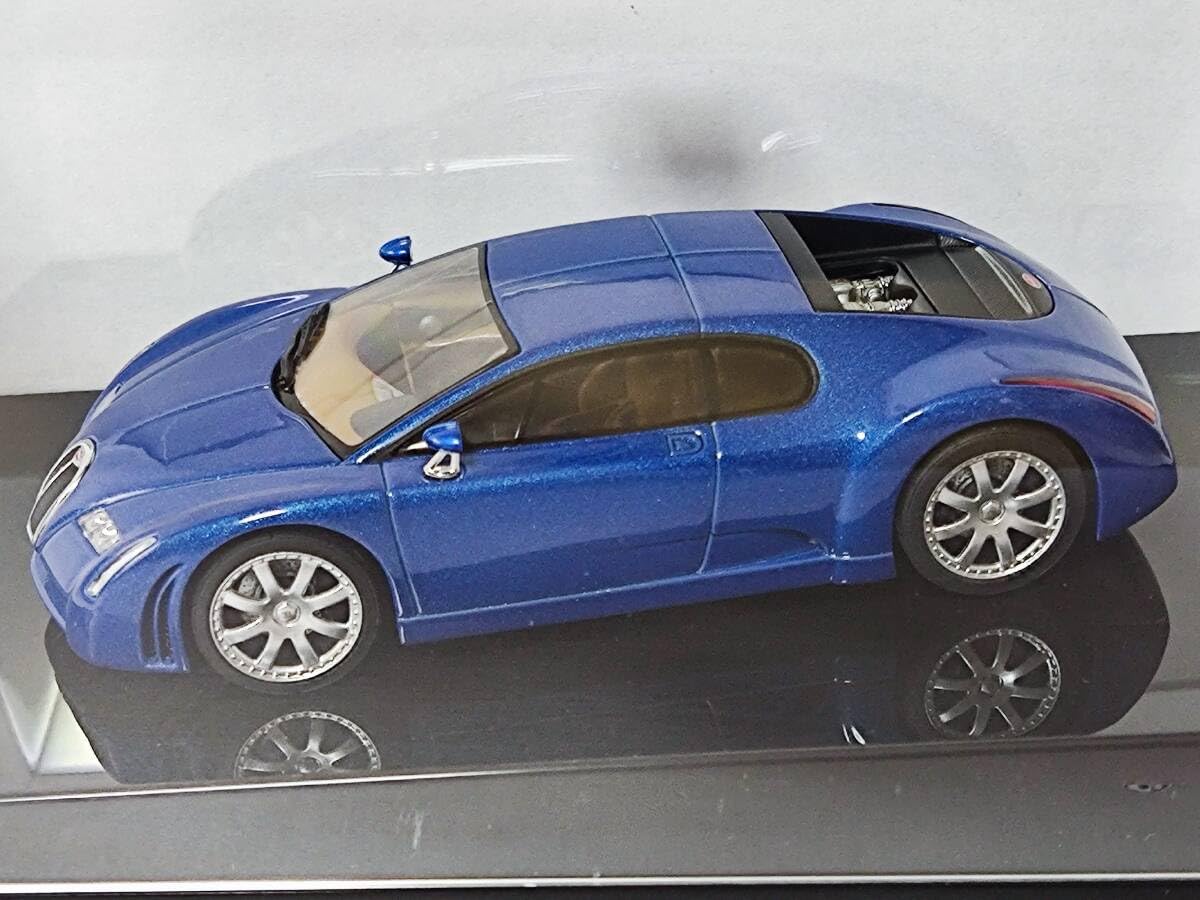Amazon.co.jp: AutoArt 1/43 BUGATTI 18.3 CHIRON Concept (Blue